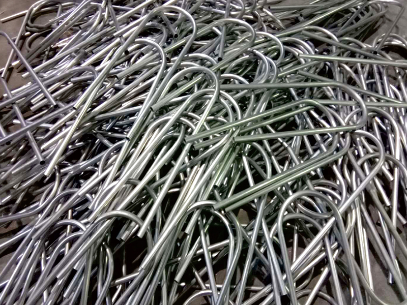 工(gong)廠(chang)一(yi)角